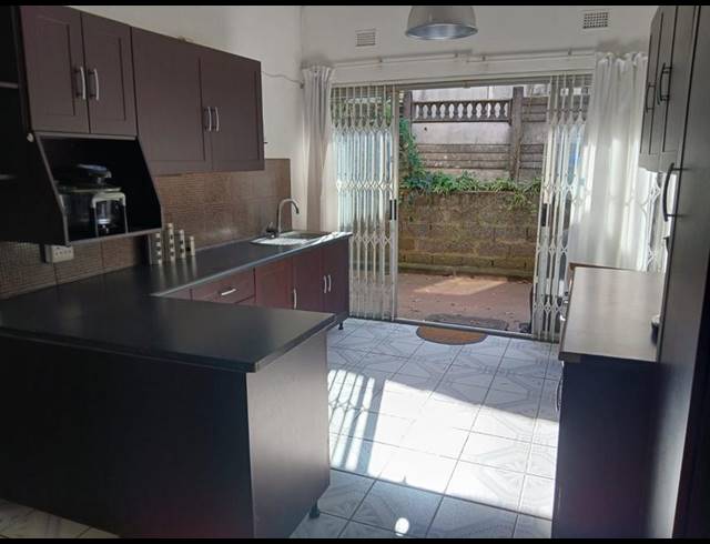 3 BEDROOM HOUSE FOR SALE IN ESCOMBE